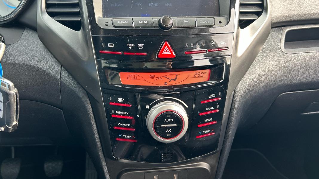 Ssangyong Xlv D16T Premium
