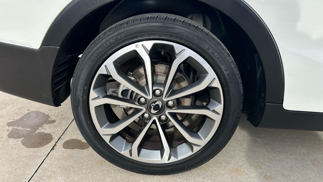 Ssangyong Xlv D16T Premium
