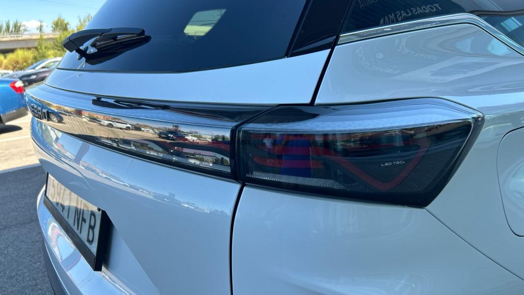 EBRO S700 1.5 TGDI PHEV Luxury E-CVT