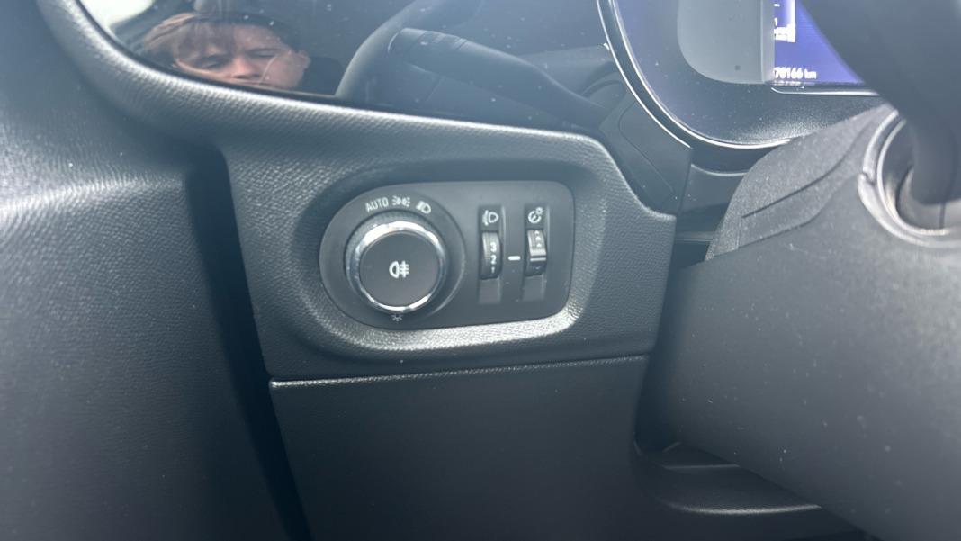 Opel Corsa 1.2T XHL 74kW (100CV) Edition