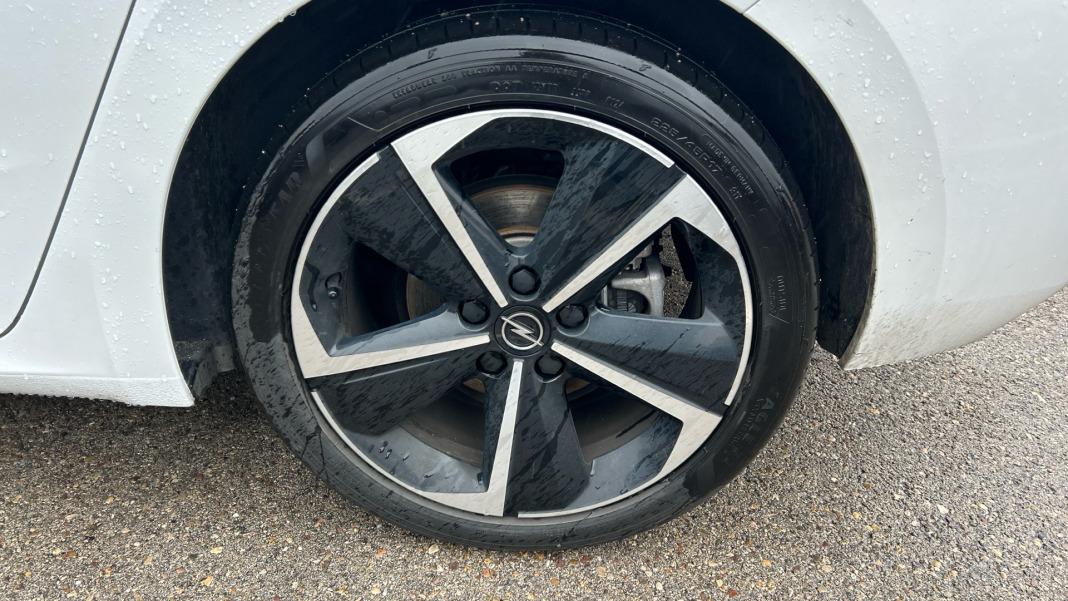 Opel Astra 1.2T XHT 96kW (130CV) Elegance