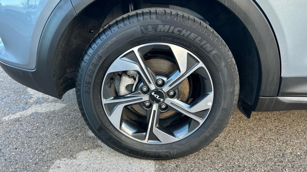Kia Xceed 1.5 MHEV iMT Drive 103kW (140CV) DCT