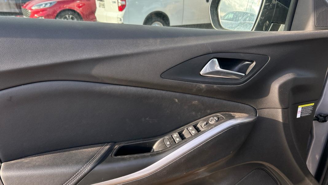 Opel Grandland 1.2 Turbo GS Auto