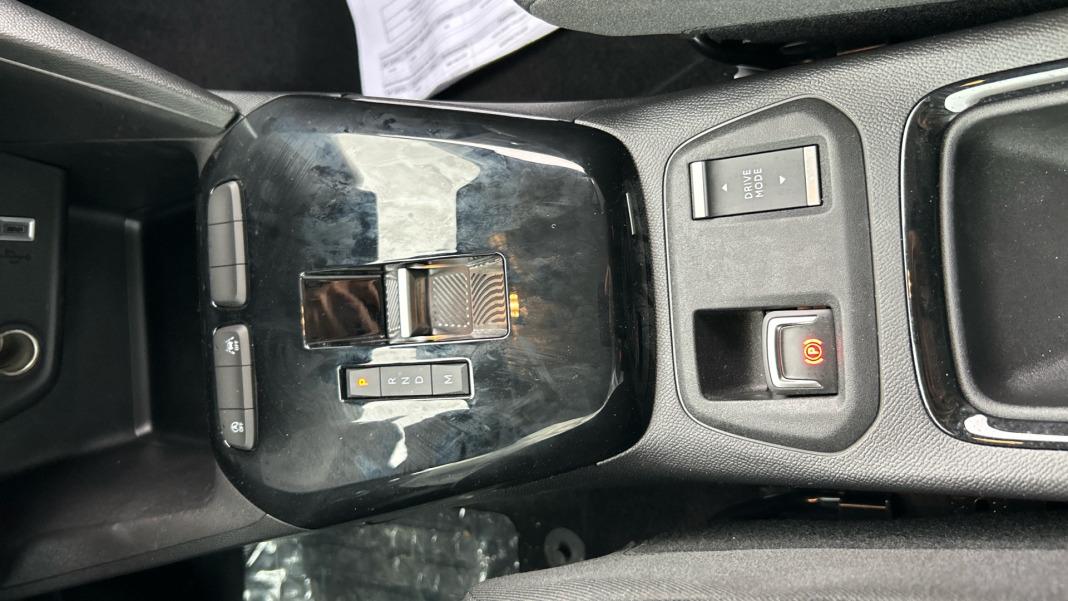 Opel Corsa 1.2T XHL Hybrid 81kW Edition eDCT