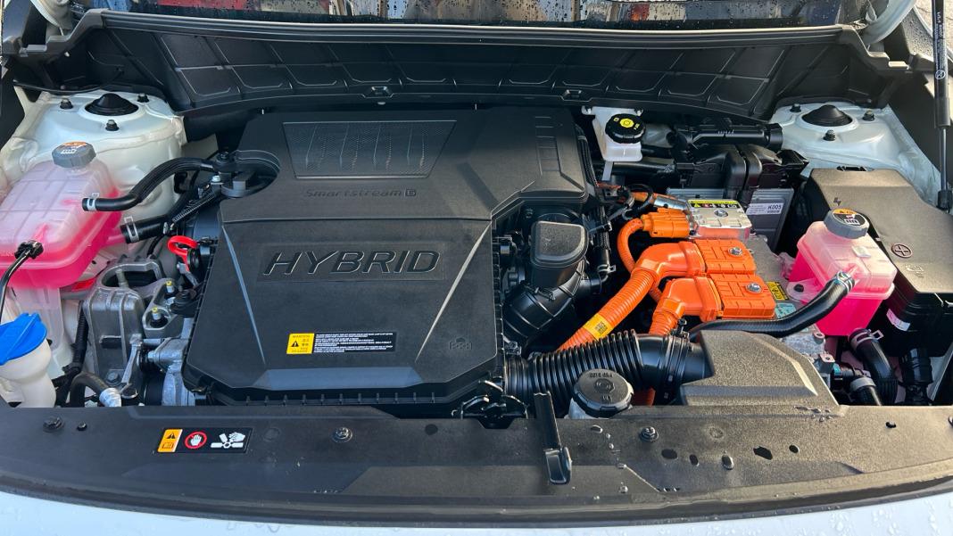 Kia Niro 1.6 GDi HEV 104kW (141CV) Drive