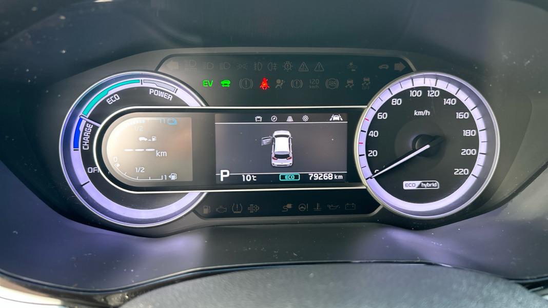 Kia Niro 1.6 GDi HEV 104kW (141CV) Drive
