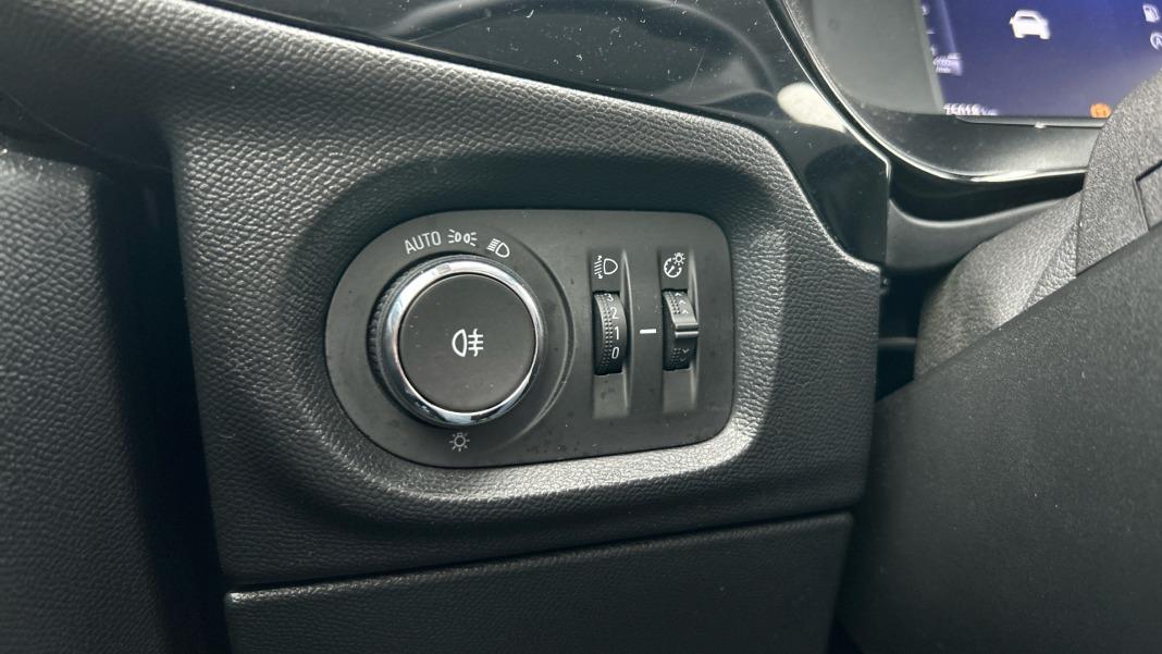 Opel Corsa 1.2T XHL 74kW (100CV) Edition