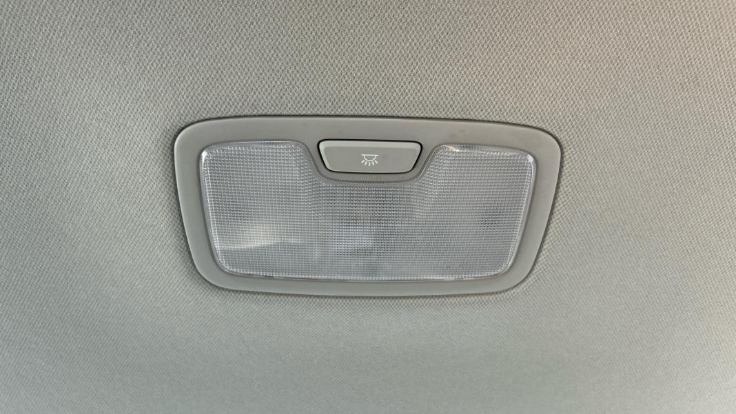 Kia Niro 1.6 GDi HEV 104kW (141CV) Drive