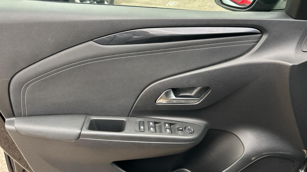 Opel Corsa 1.2T XHL 74kW (100CV) GS