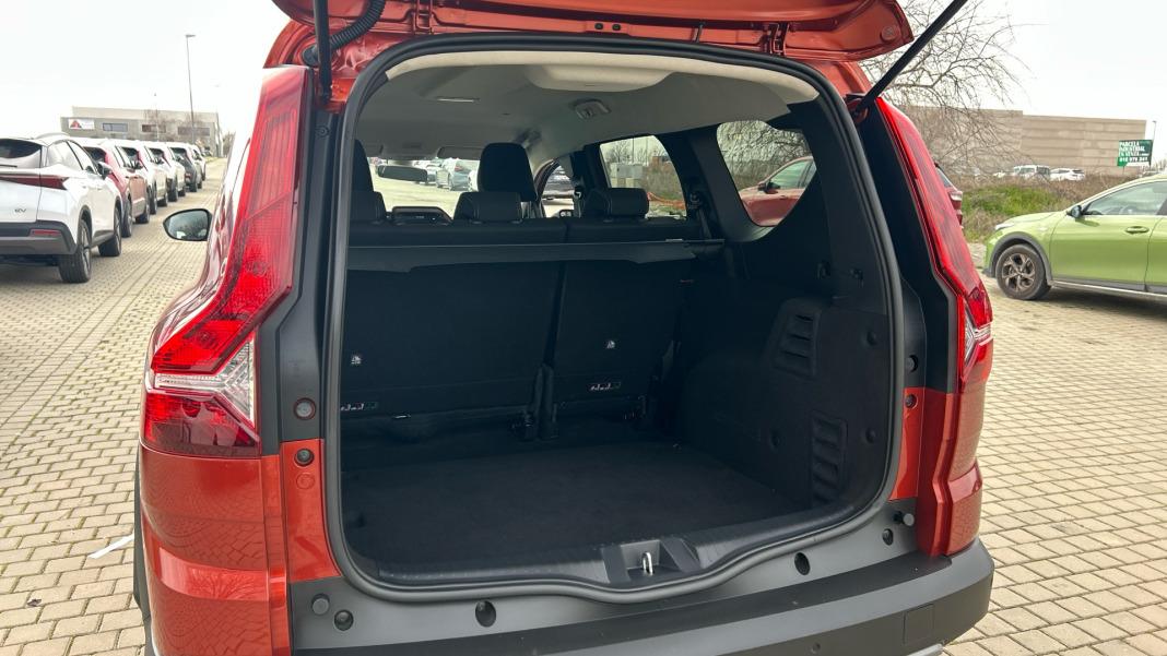 Dacia Jogger Comfort TCe 81kW (110CV) 5 plazas