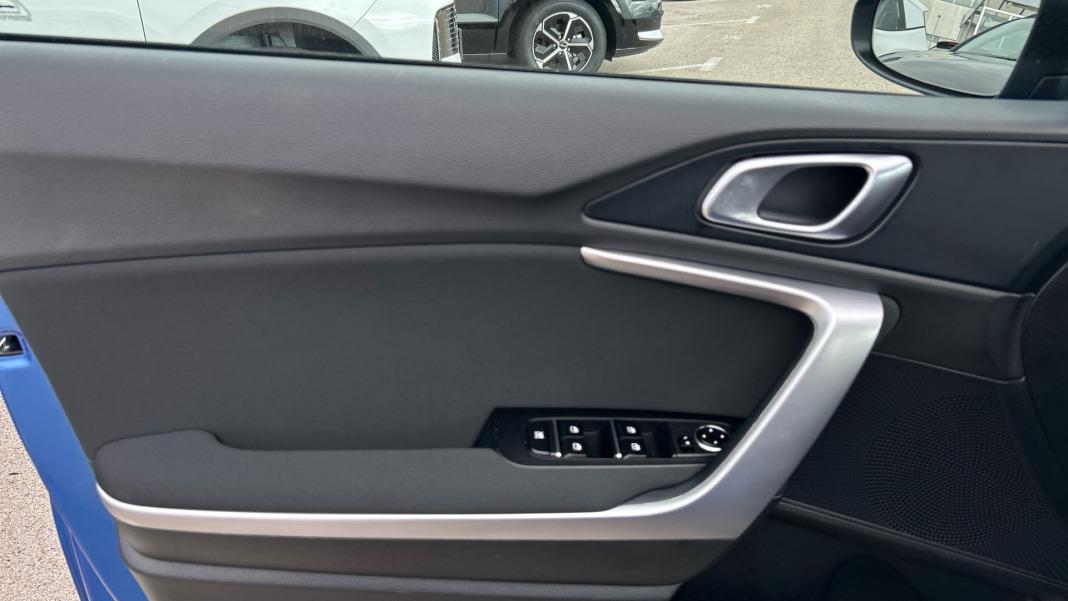 Kia Xceed 1.5 MHEV iMT Drive 103kW (140CV) DCT
