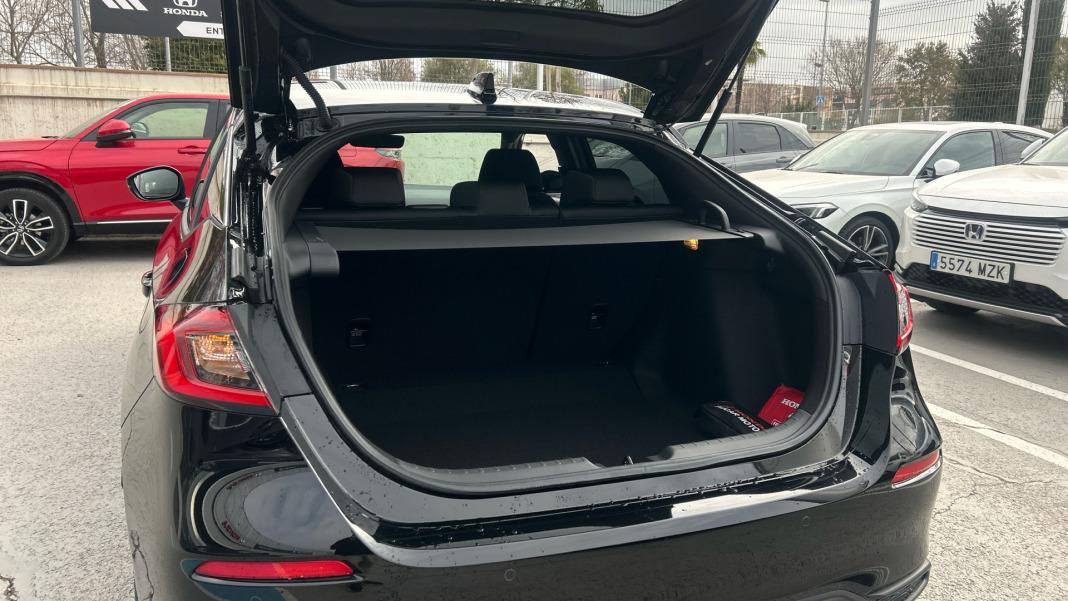 Honda Civic 2.0 i-MMD Elegance CVT