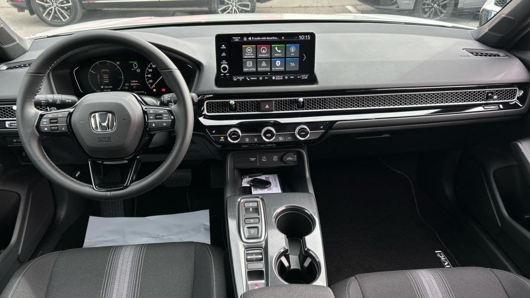 Honda Civic 2.0 i-MMD Elegance CVT