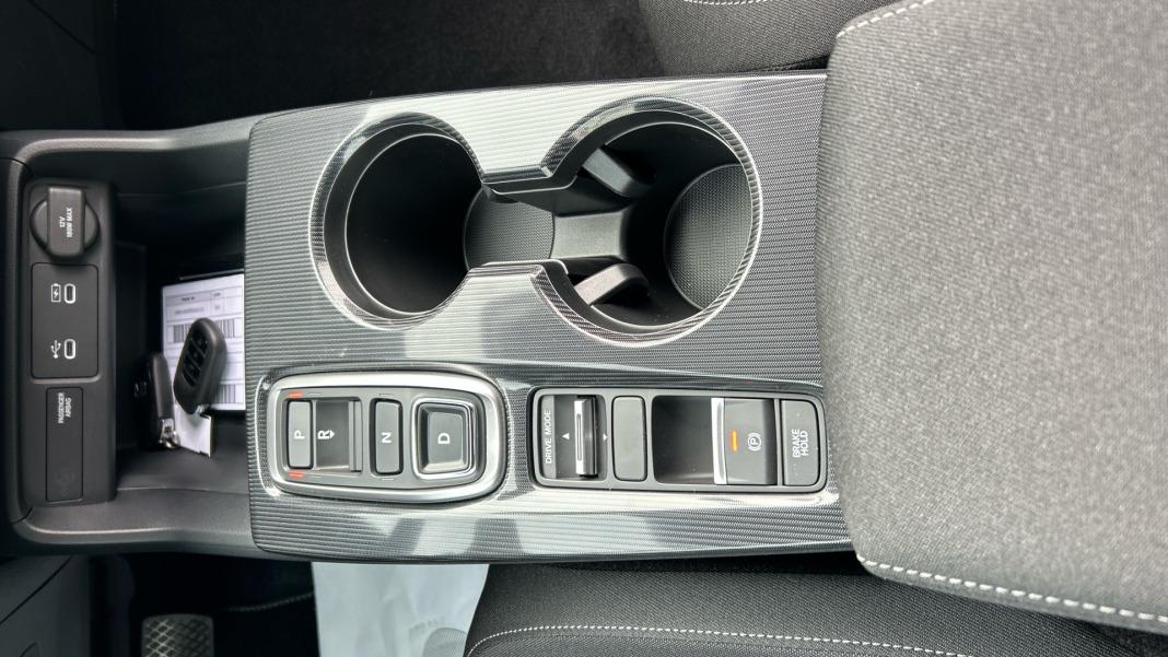 Honda Civic 2.0 i-MMD Elegance CVT