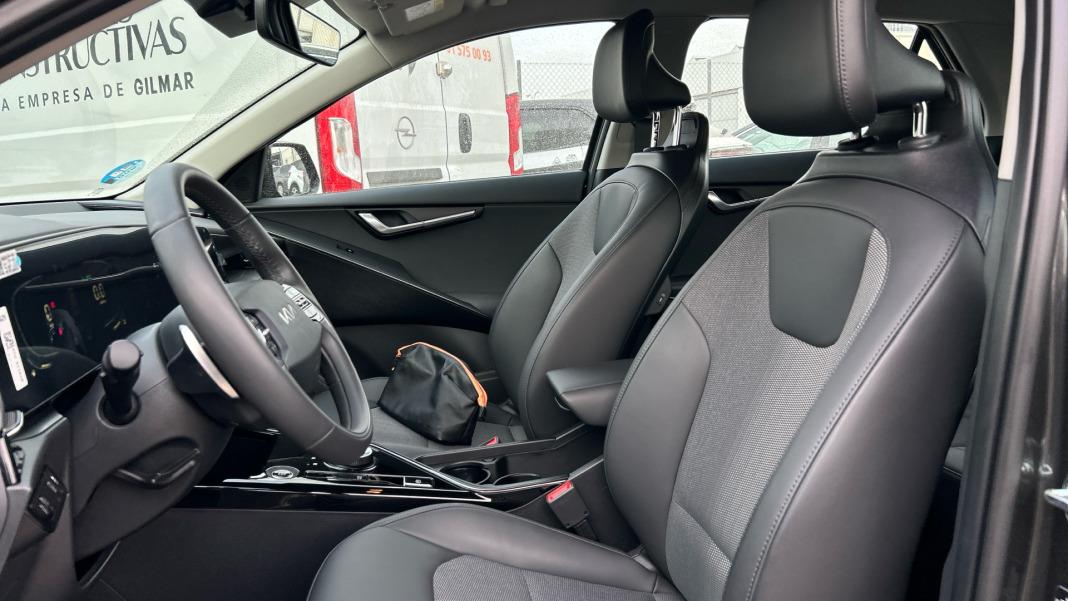Kia Niro 1.6 GDi HEV 95kW (129CV) Drive