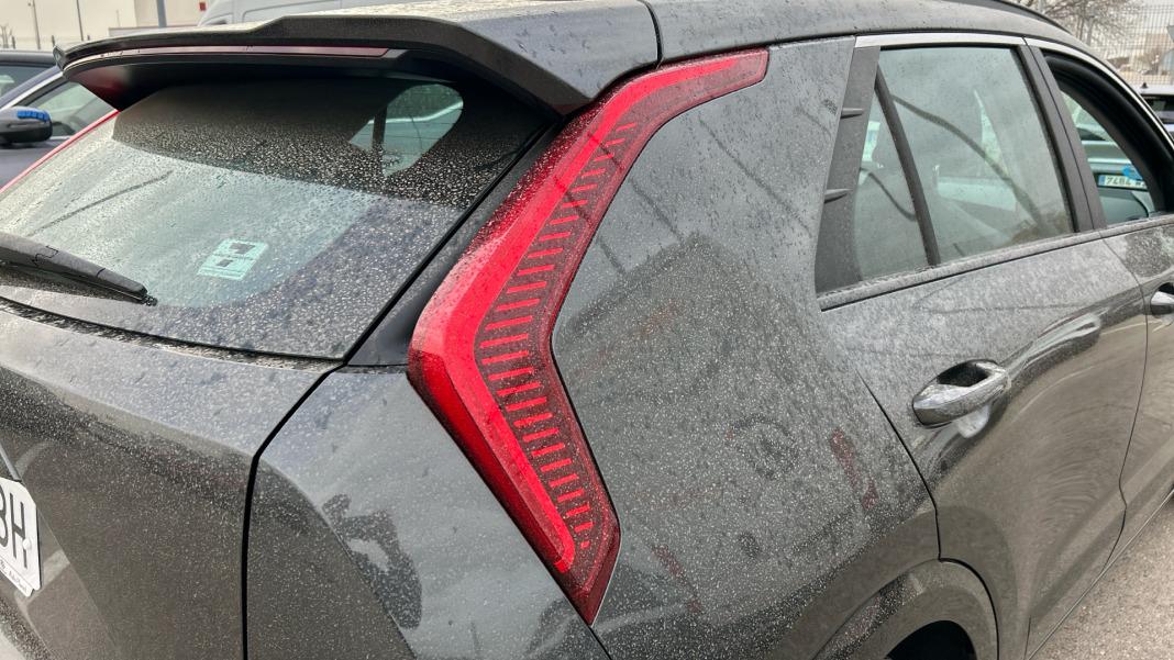 Kia Niro 1.6 GDi HEV 95kW (129CV) Drive