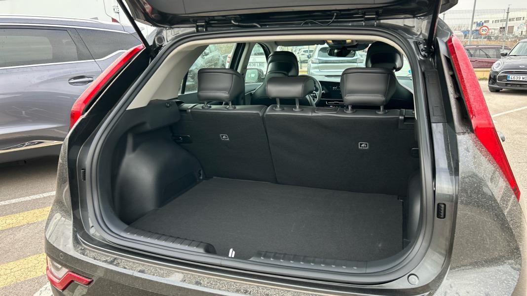 Kia Niro 1.6 GDi HEV 95kW (129CV) Drive