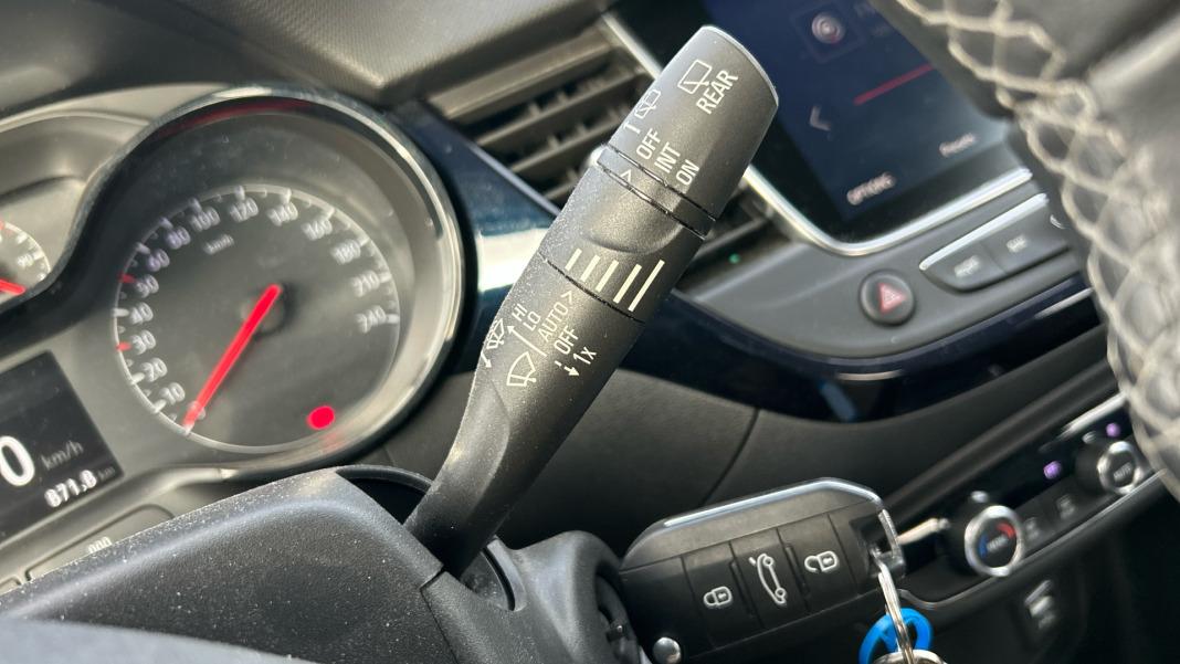 Opel Crossland X 1.2 81kW Design Line 120 Aniversario SS