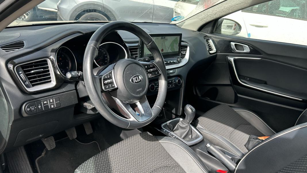 Kia Ceed 1.6 MHEV iMT 100kW (136CV) Tech