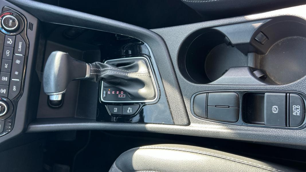 Kia Niro 1.6 GDi HEV 104kW (141CV) Drive