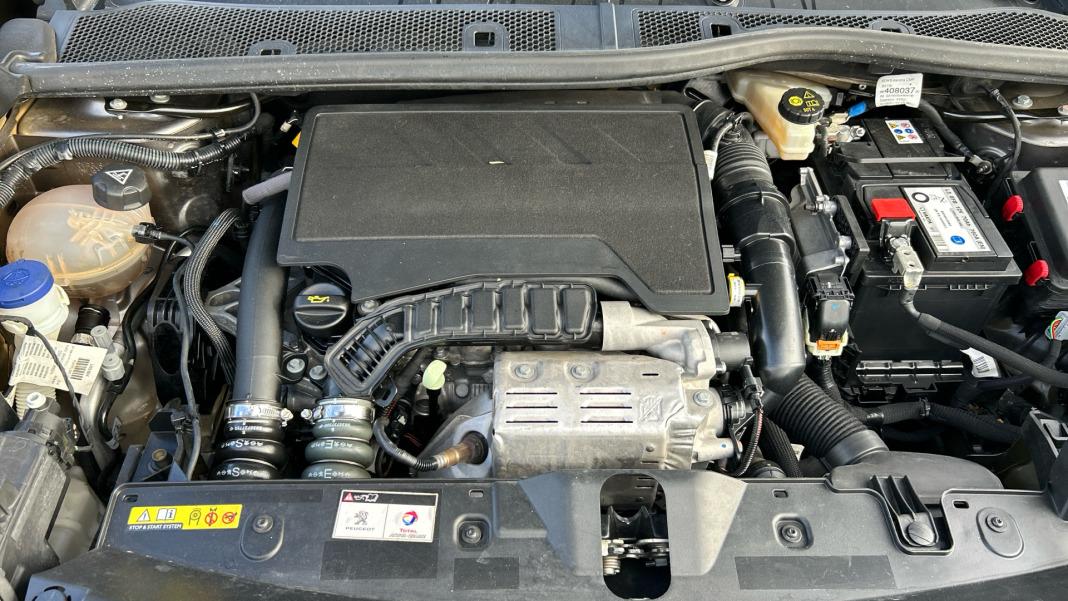 Peugeot 2008 Active Pack Puretech 100 SS BVM6