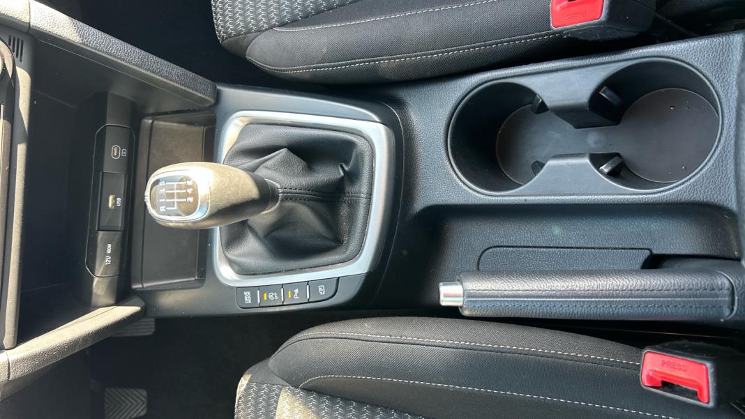 Kia Ceed 1.6 MHEV iMT 100kW (136CV) Drive