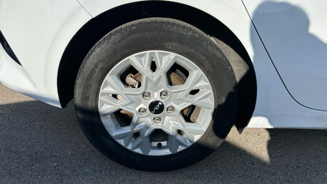 Kia Ceed 1.6 MHEV iMT 100kW (136CV) Drive