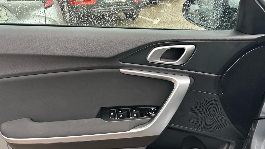 Kia Ceed 1.0 T-GDi 74kW (100CV) Drive