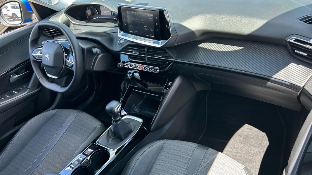 Peugeot 2008 Allure Puretech 100 SS BVM6