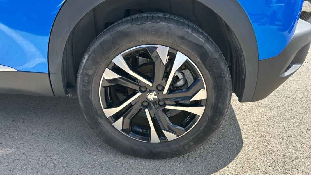 Peugeot 2008 Allure Puretech 100 SS BVM6