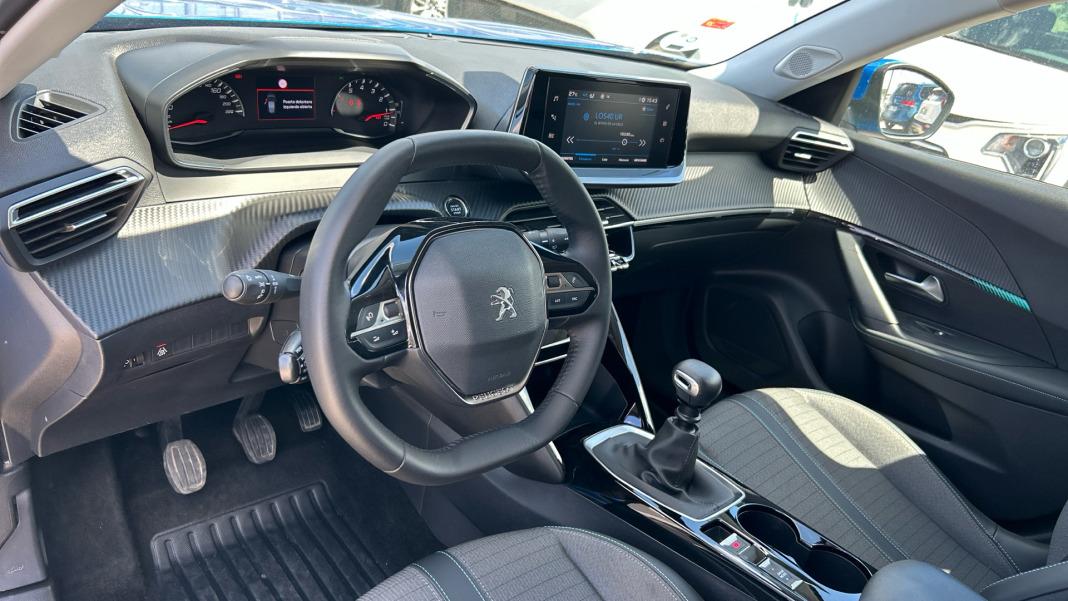Peugeot 2008 Allure Puretech 100 SS BVM6