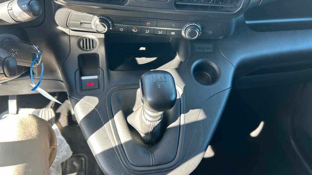 Peugeot Partner Standard 600kg BlueHDi 73kW