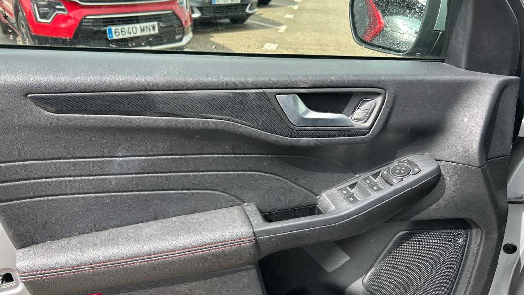 Ford Kuga ST-Line X 2.5 Duratec FHEV Auto