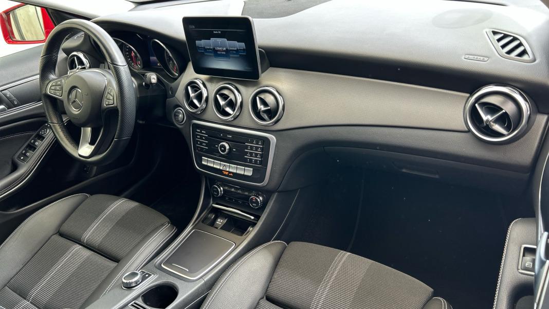 Mercedes-Benz Clase Gla GLA 180