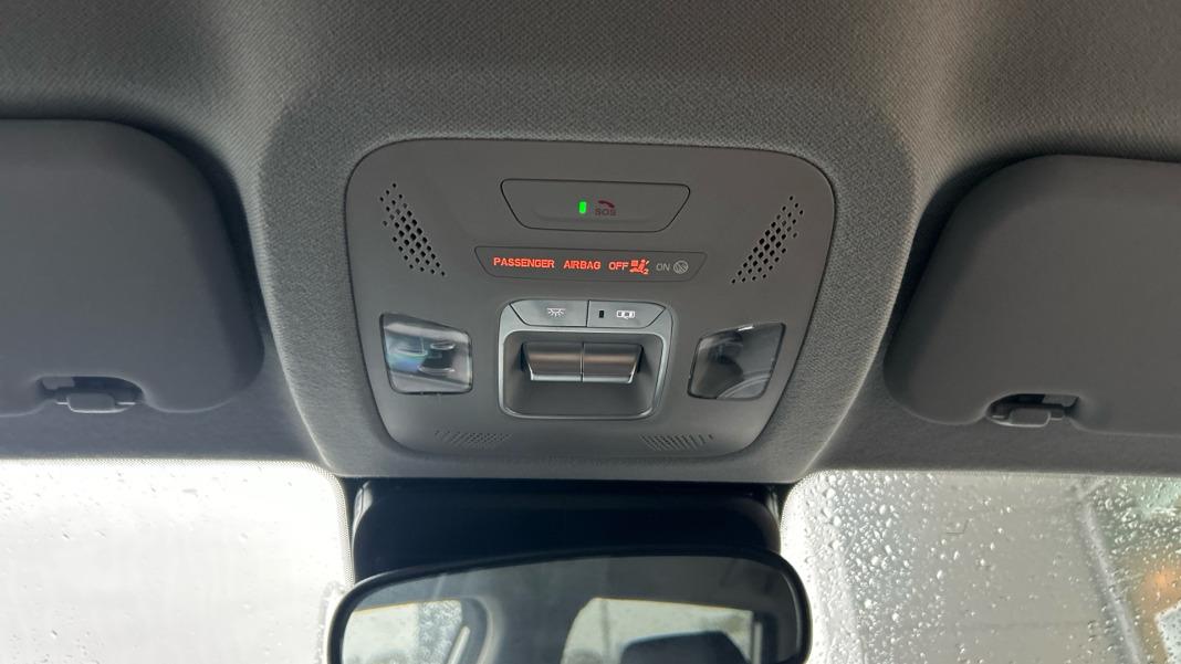 EBRO S400 1.5 DHE HEV Excellence CVT