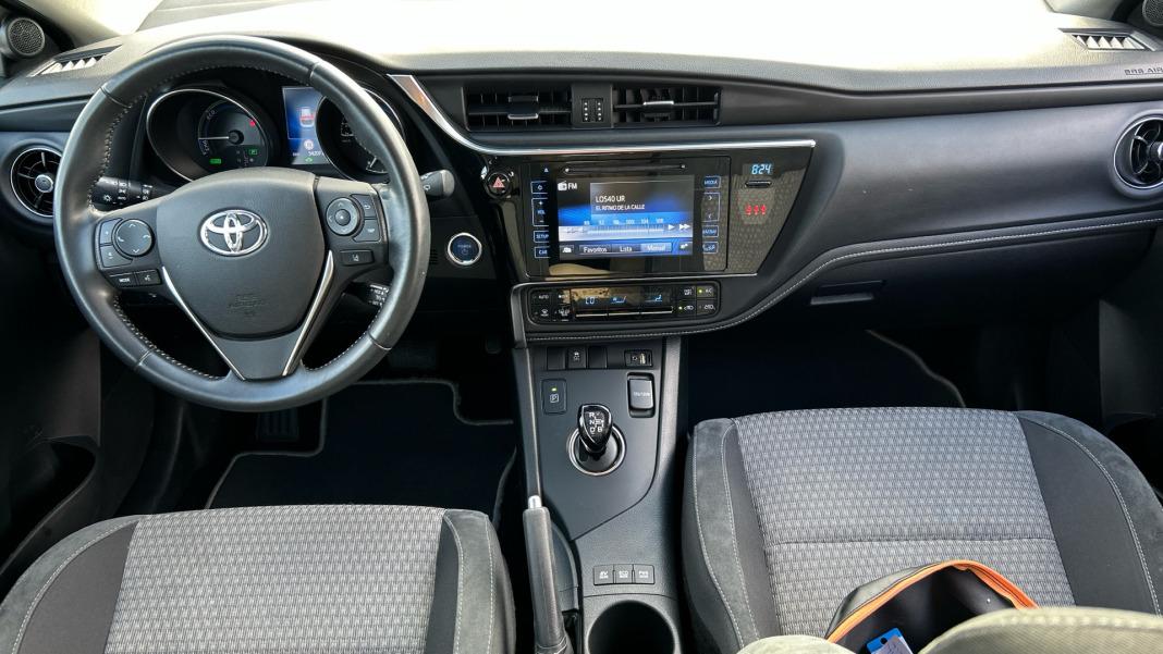 Toyota Auris 1.8 140H Hybrid Feel! Edition