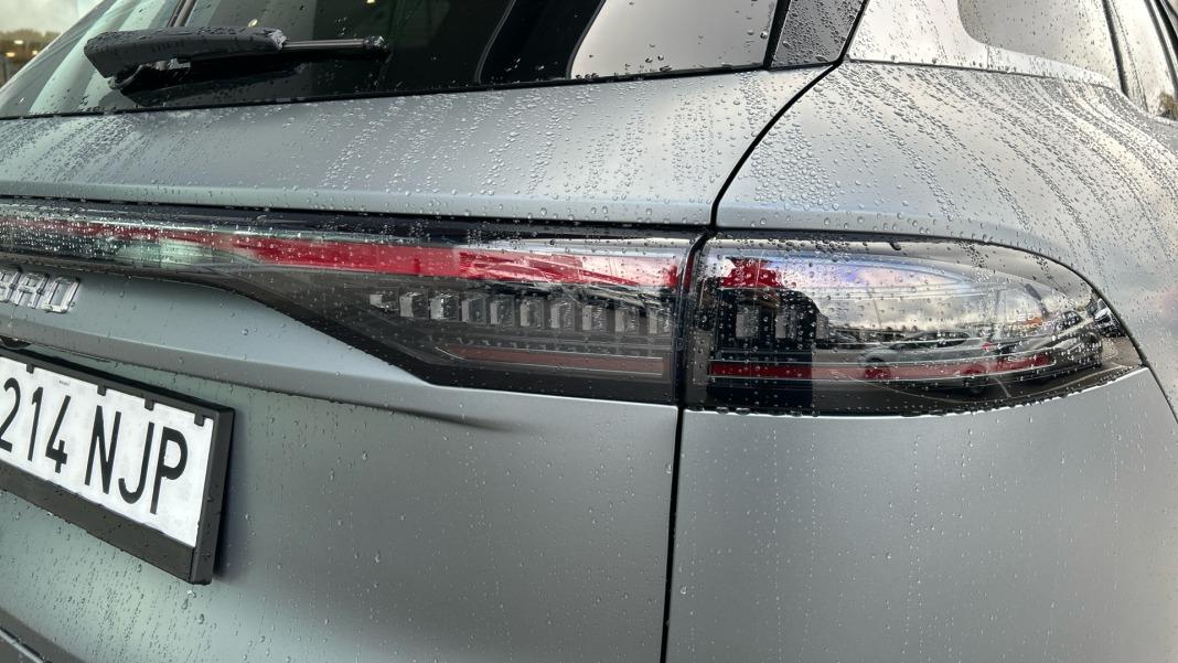 EBRO S900 PHEV 1.5 TGDI 3DHT 4X4 Luxury