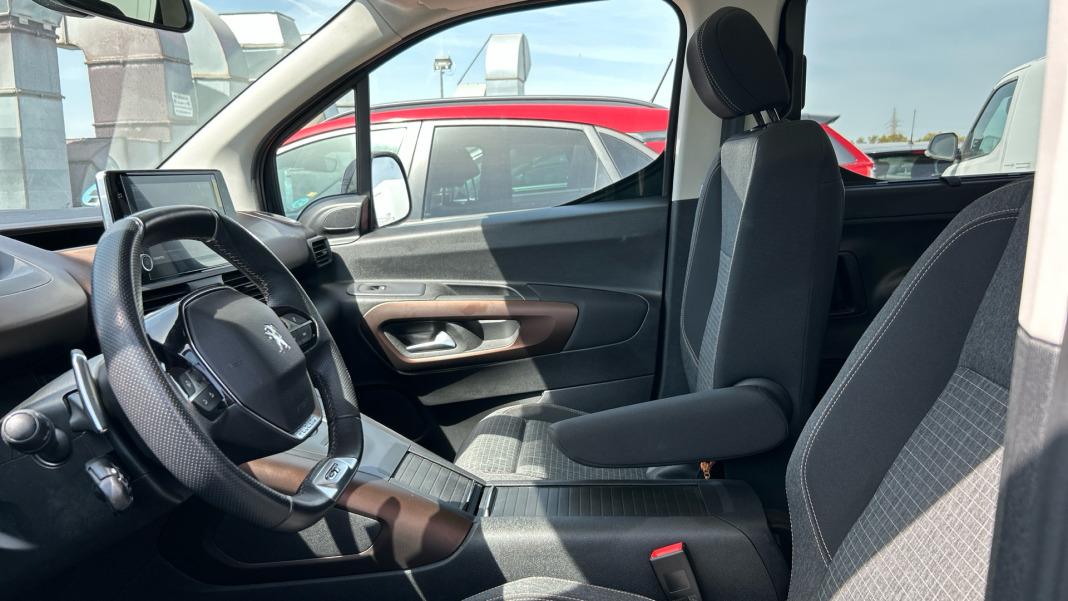 Peugeot Rifter GT Standard PureTech 96kW EAT8