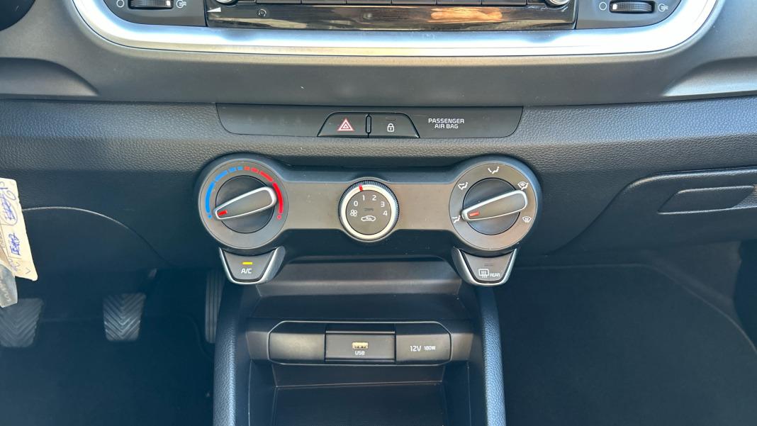 Kia Stonic 1.2 DPi 62kW (84CV) Concept