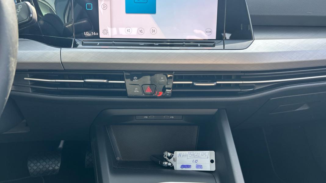 Volkswagen Golf Life 1.0 eTSI 81kW (110CV) DSG