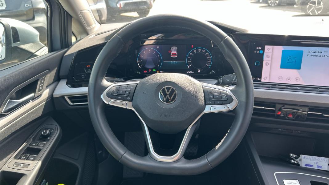 Volkswagen Golf Life 1.0 eTSI 81kW (110CV) DSG