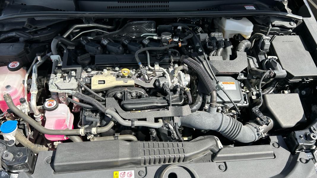 Toyota Corolla 2.0 180H STYLE E-CVT TOURING SPORT