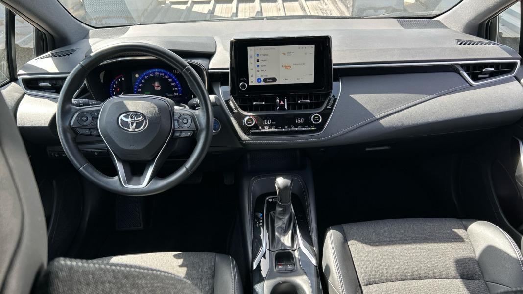Toyota Corolla 2.0 180H STYLE E-CVT TOURING SPORT