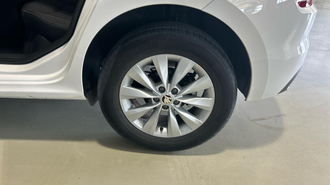 Skoda Kamiq 1.0 TSI 81kW (110CV) DSG Ambition