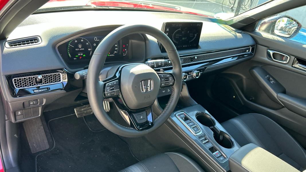 Honda Civic 2.0 i-MMD Sport CVT