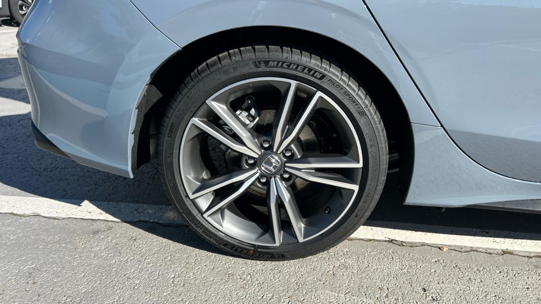 Honda Civic 2.0 i-MMD Advance CVT