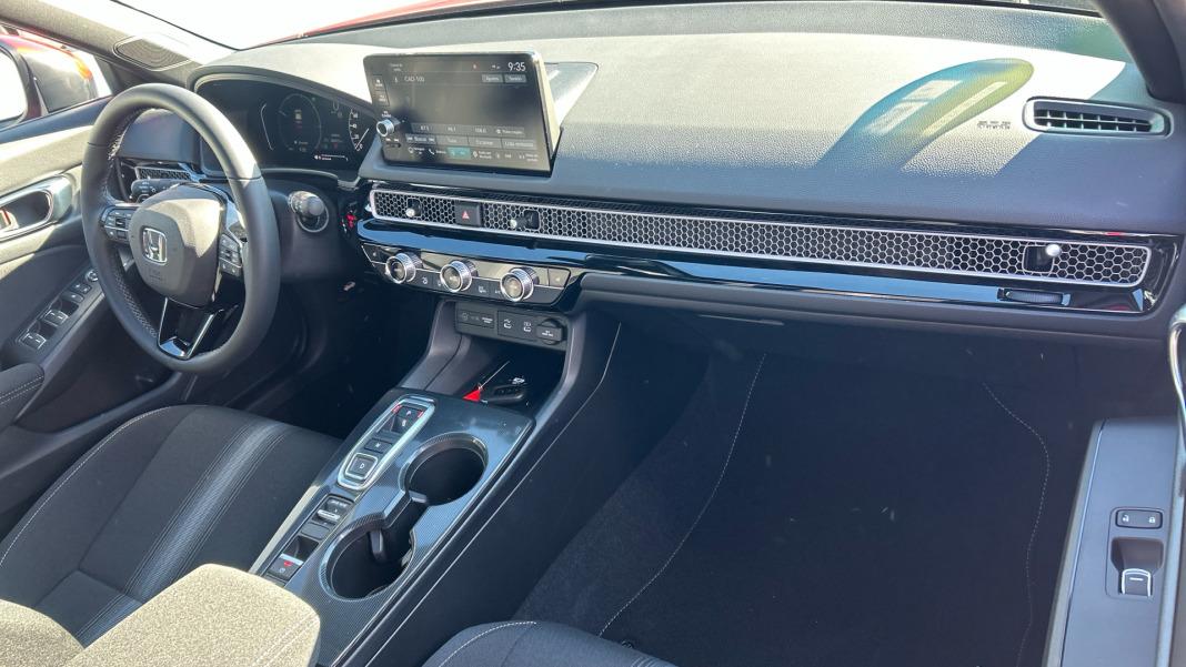 Honda Civic 2.0 i-MMD Elegance CVT