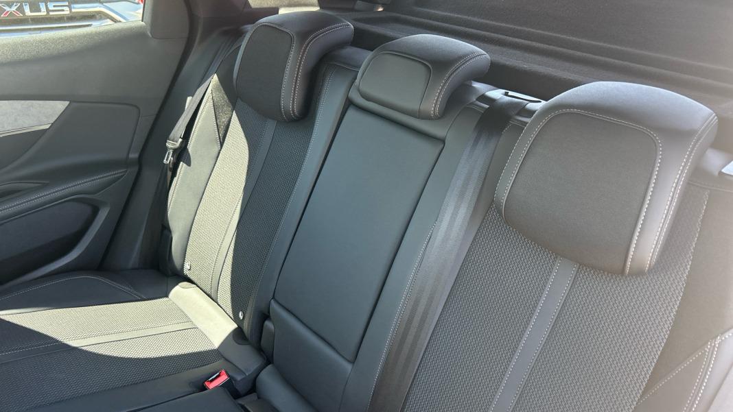Peugeot 3008 Hybrid 1.2 100KW GT eDCS6
