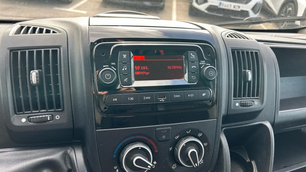 Citroën Jumper BlueHDi 103KW (140CV) Furgón 35L3H3