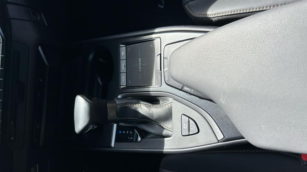 Lexus Ux 2.0 250h Style